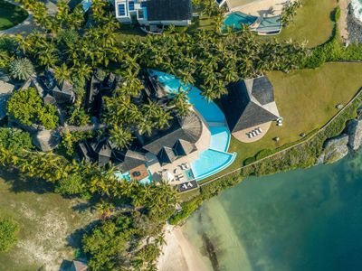 Corales 28 – Gorgeous Beachfront Villa