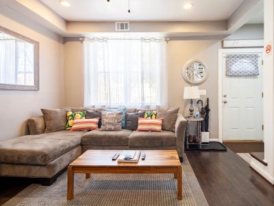 Spacious Newly Renovated 5-Star DC Experience