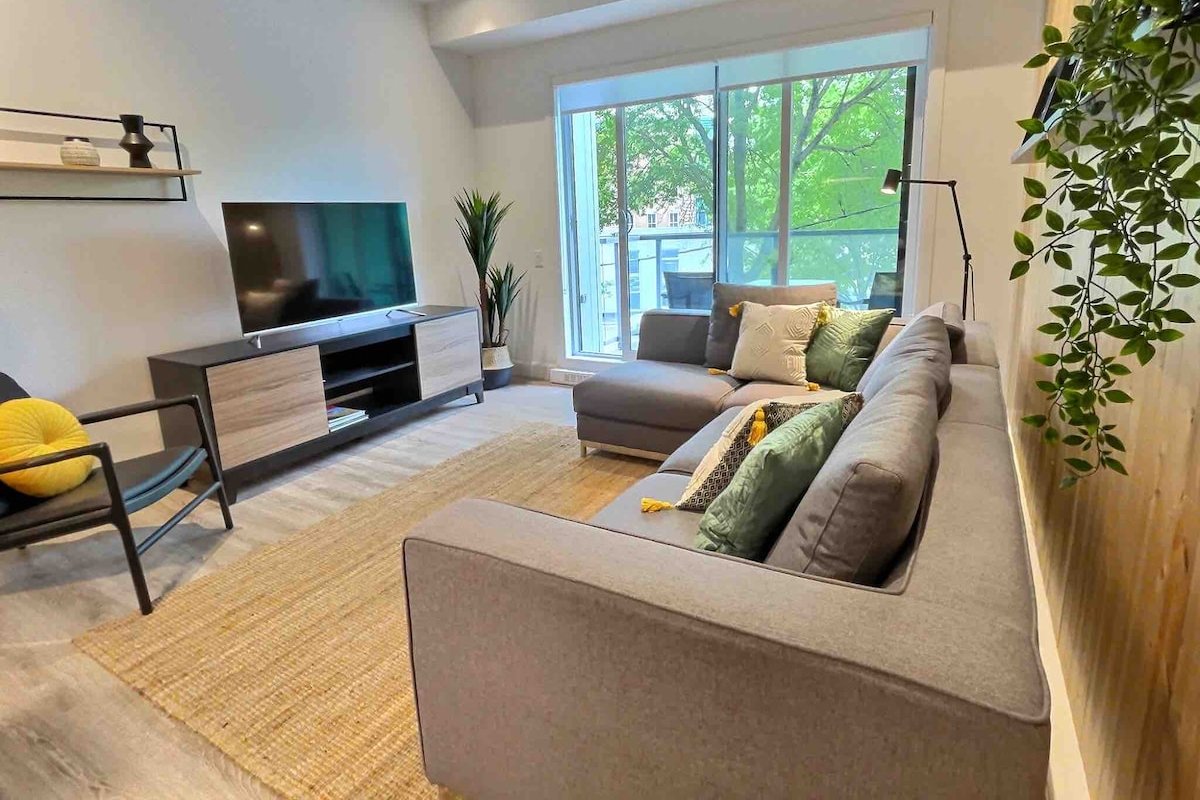 🍁 Generations II 4BD/2BAtH Parking +AC 🍁297611 gallery image 5