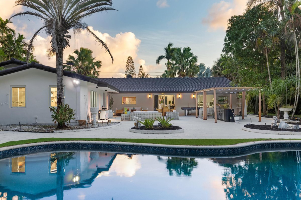 Villa Luz Plantation