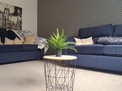 5* | 3 Bed Home | Free Parking | Prime Location