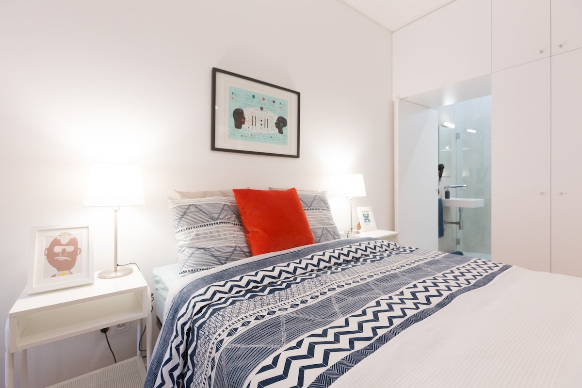 Friends & Family House 2 gallery image 4