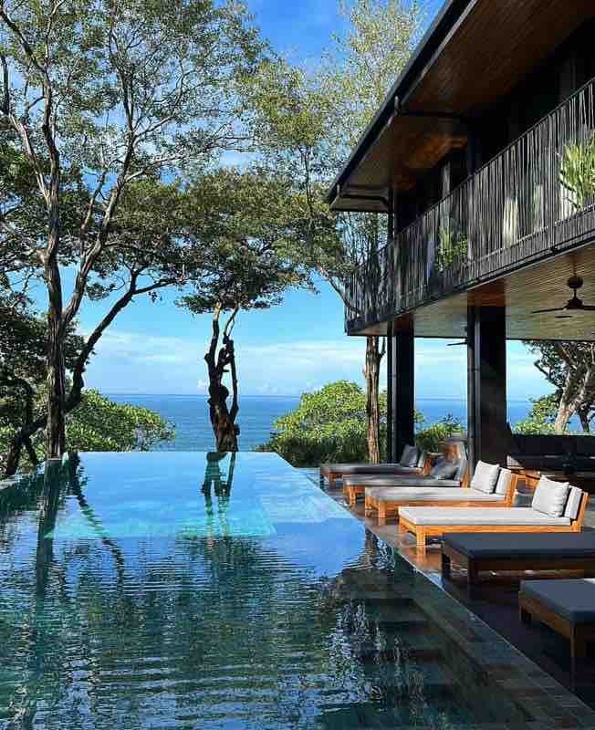 Ocean front Villa with Chef gallery image 3