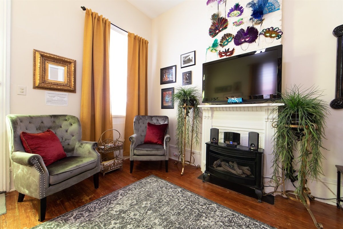 It’s about Location 1.4 miles French Quarter & 3 b gallery image 4