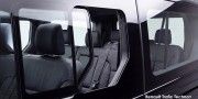RENAULT TRAFIC 2.0 dCi TECHNO + AT - 17 thumb