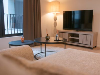 Central Superior suite 201 – Free Parking