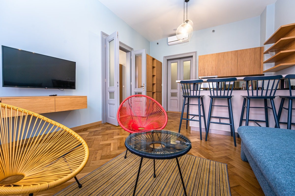 Stunning two bedroom apartment in Vinohrady gallery image 5