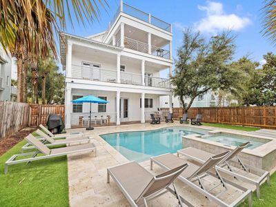 8BR Destin Escape with Pool, Hot Tub and Game Room