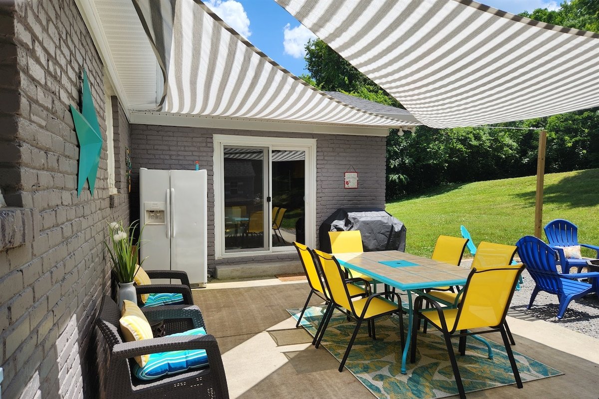 Nashville Vibes 4 bd/2.5 ba, Hot Tub, Game Room gallery image 4