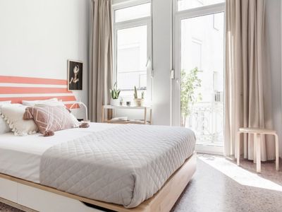 Entire 3-floor Building in the Heart of Psyrri