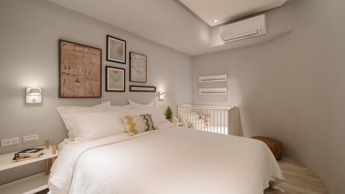 Apt E. Welcome to long Stay. gallery image 4