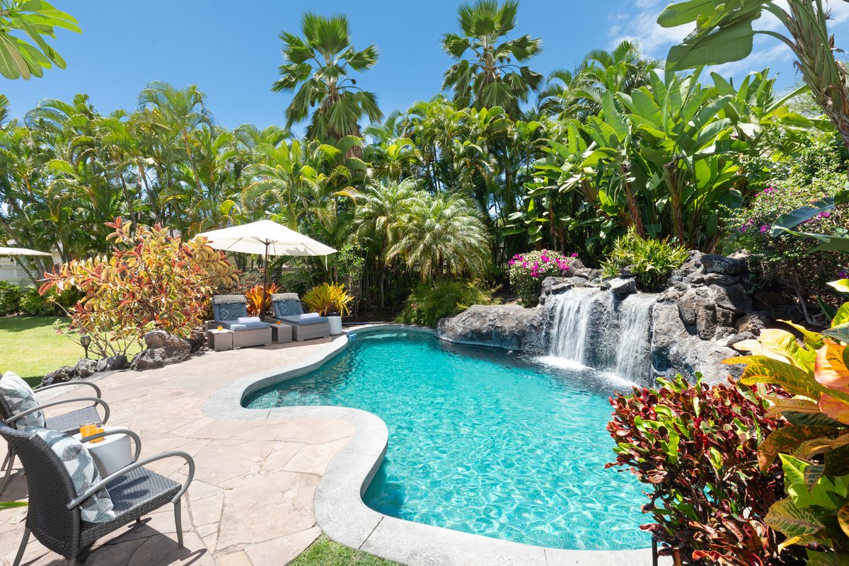 Tropical Private Oasis, Heated Pool & OceanView!
