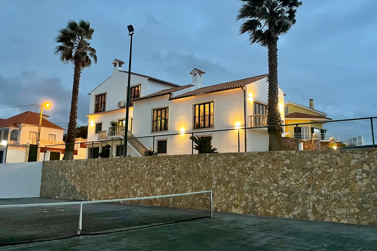 The Ocean- Beach front villa with amazing sunsets