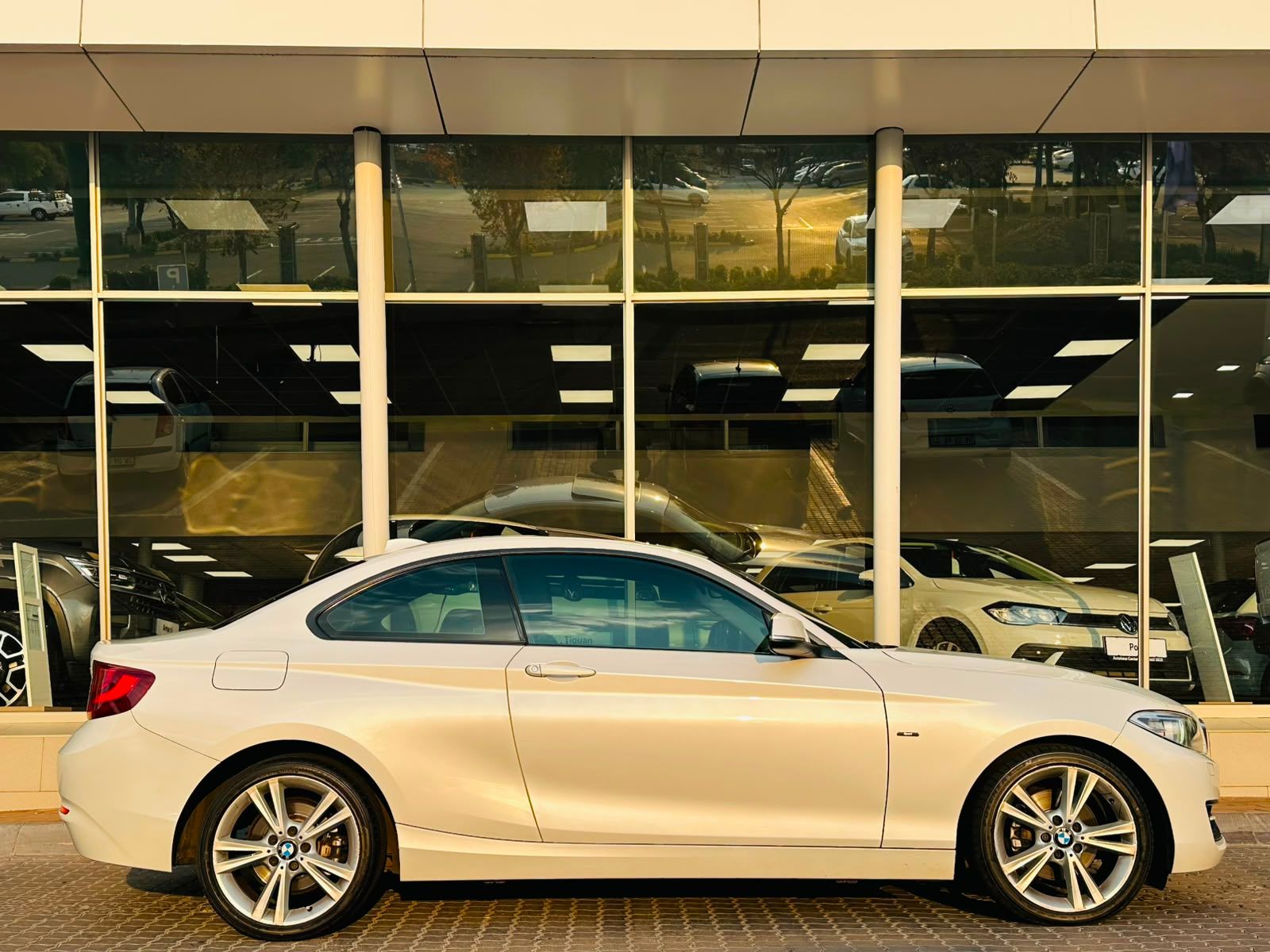 Used car gallery