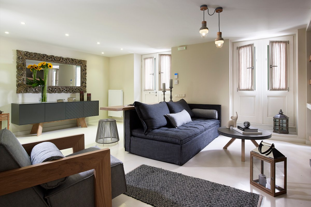 Thiseio 1915 – Erato modern street apartment