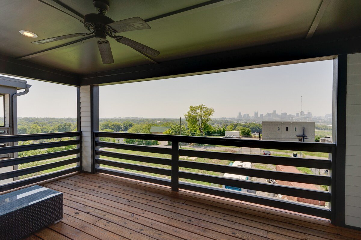 F3) HUGE Home/Yard-Beds Galore-No Cleaning Fee! gallery image 5