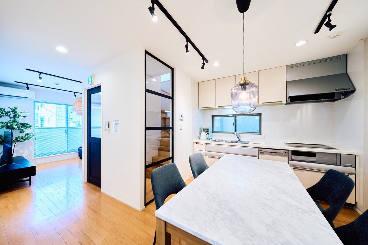 JR Shinjuku 7min / 3LDK / 6 beds/Max 10 ppl gallery image 4