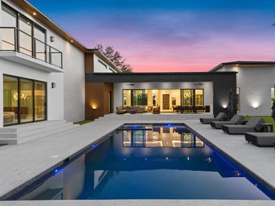 Sophisticated 9BR Villa Ruby