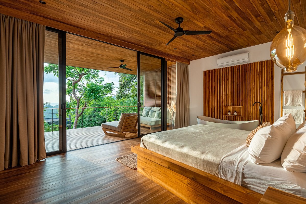 The L Design Villa gallery image 3