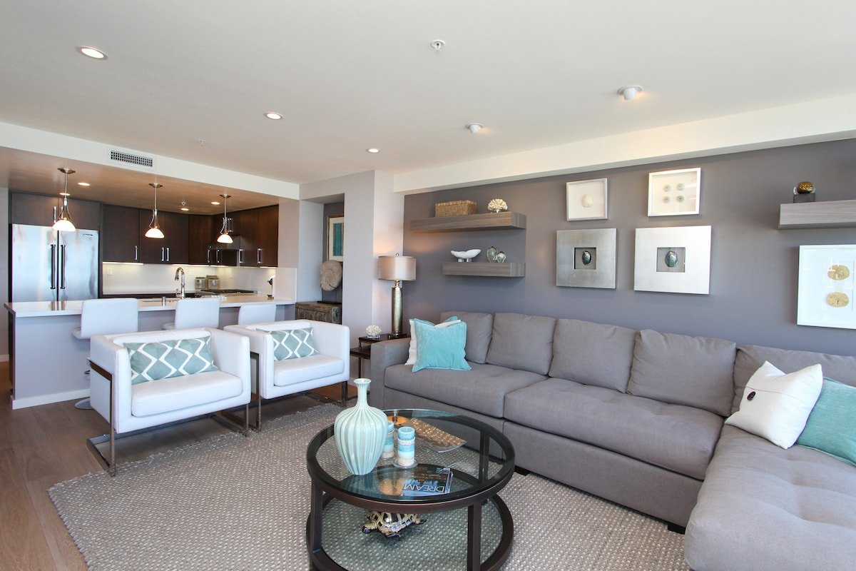 Oceanfront Ultra Luxury Condo gallery image 5