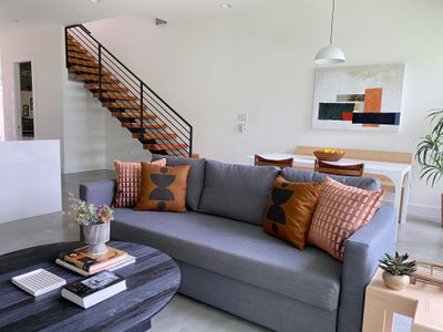 3br, Rooftop Deck, Walk In Shower – Nest