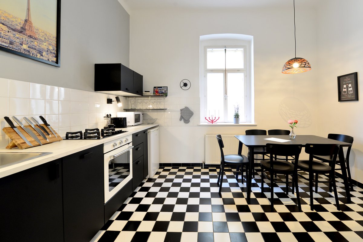 Viennese Charm Close to Museumsquartier