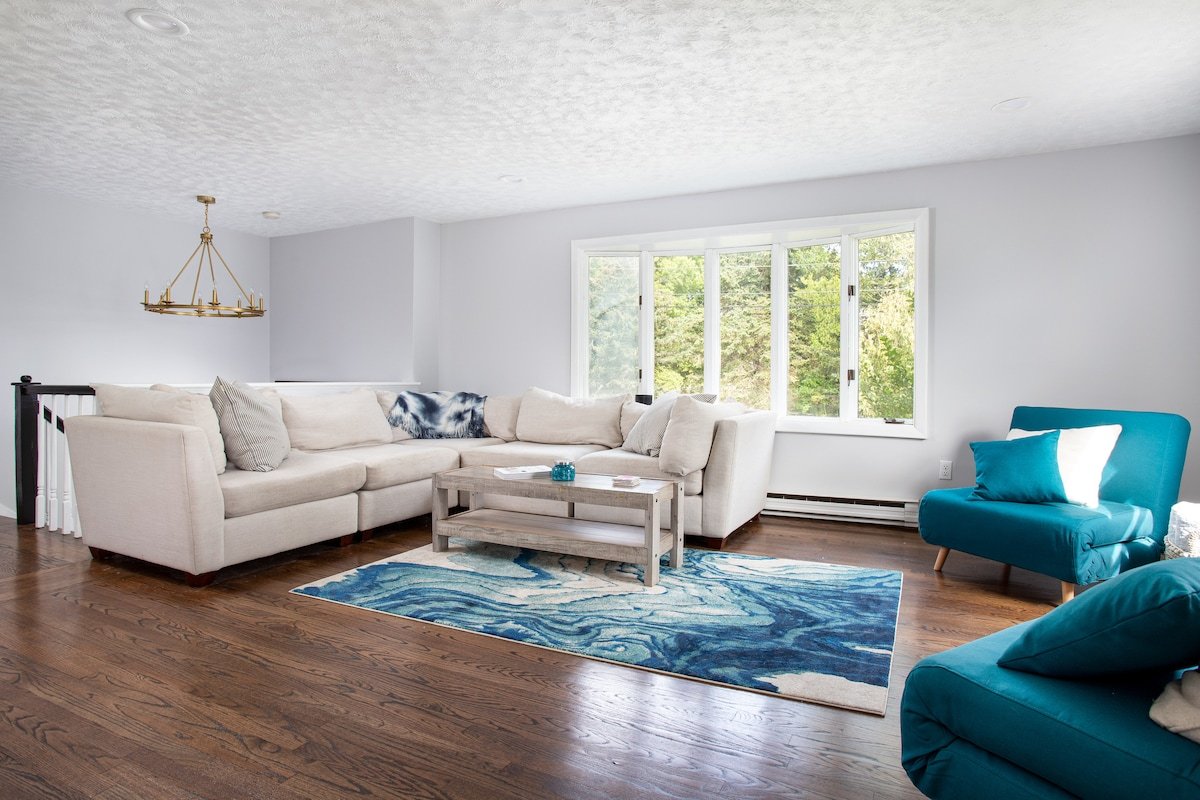 Take Paradise to the Beach! Newport East! gallery image 4