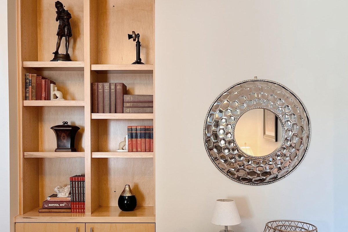 Luxe 4/5 w/parking – Golden Triangle/Civic Center! gallery image 5