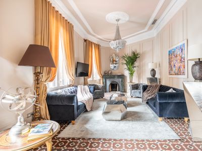 Exquisite, Palatial Home in Eixample
