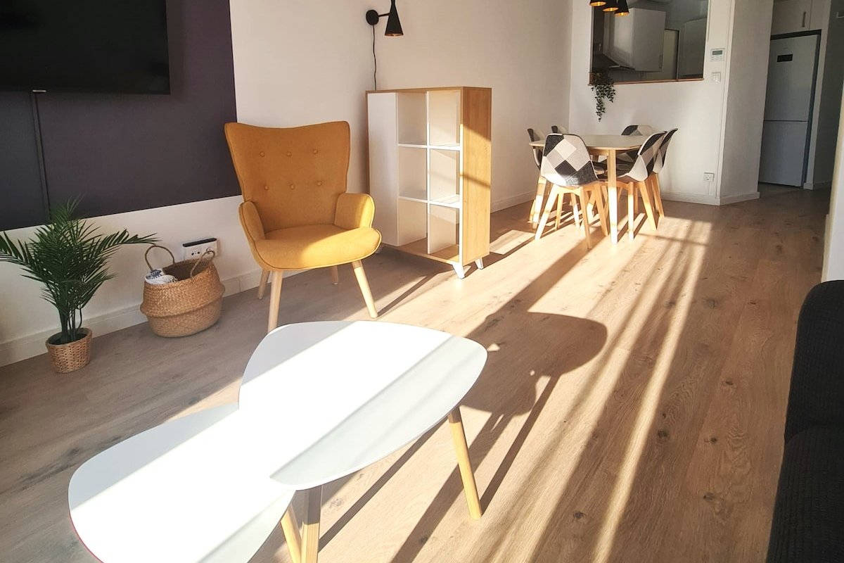 G74_Amazing 4 bd. ap /balcony in Sagrada Familia gallery image 3