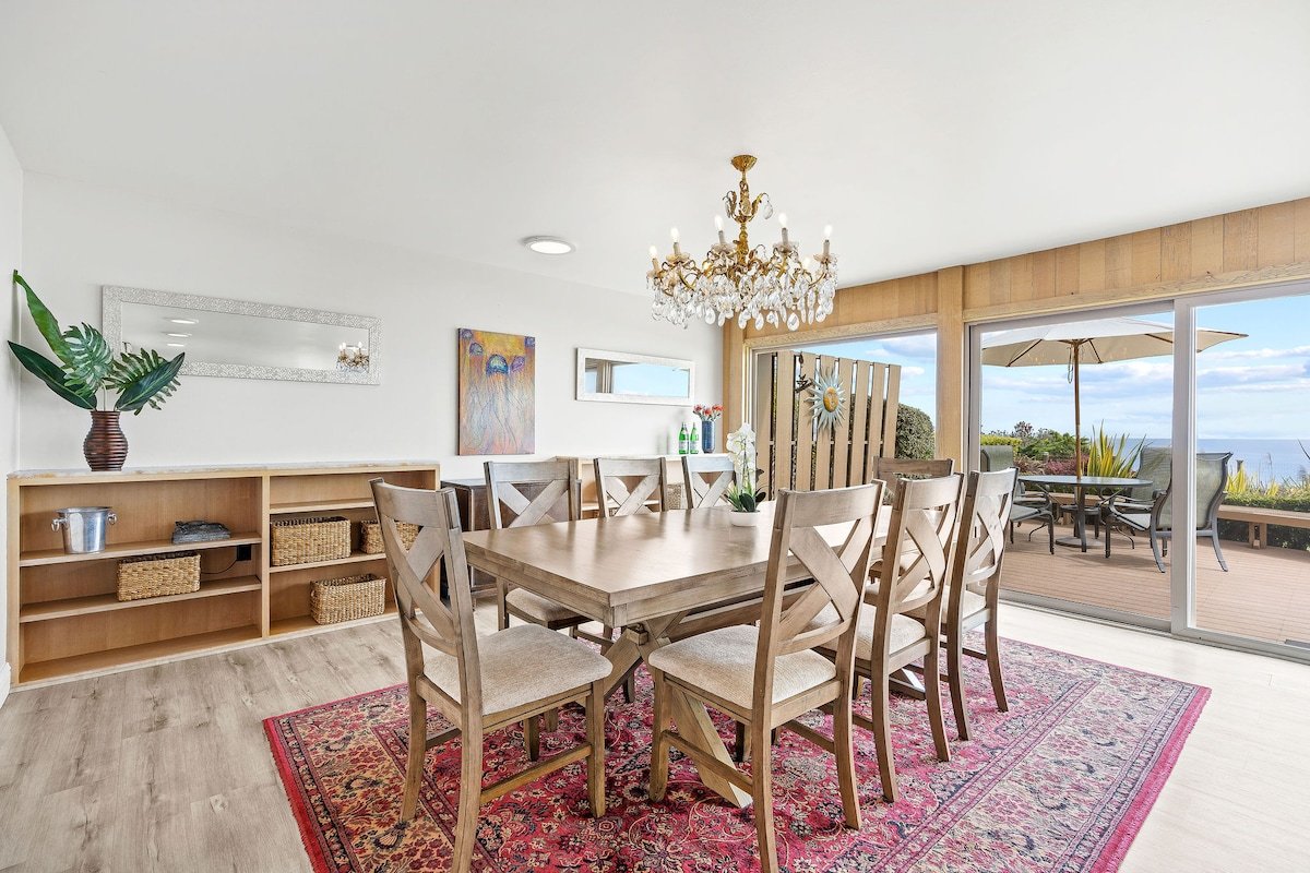 Relaxing Oceanfront Home just Minutes to Beaches gallery image 5