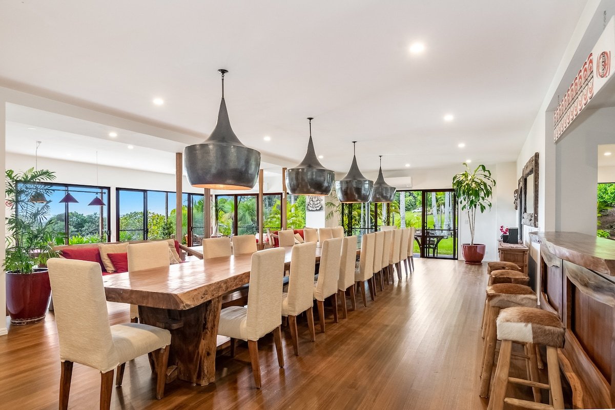 Samkara Byron stunning ocean and hinterland views gallery image 3