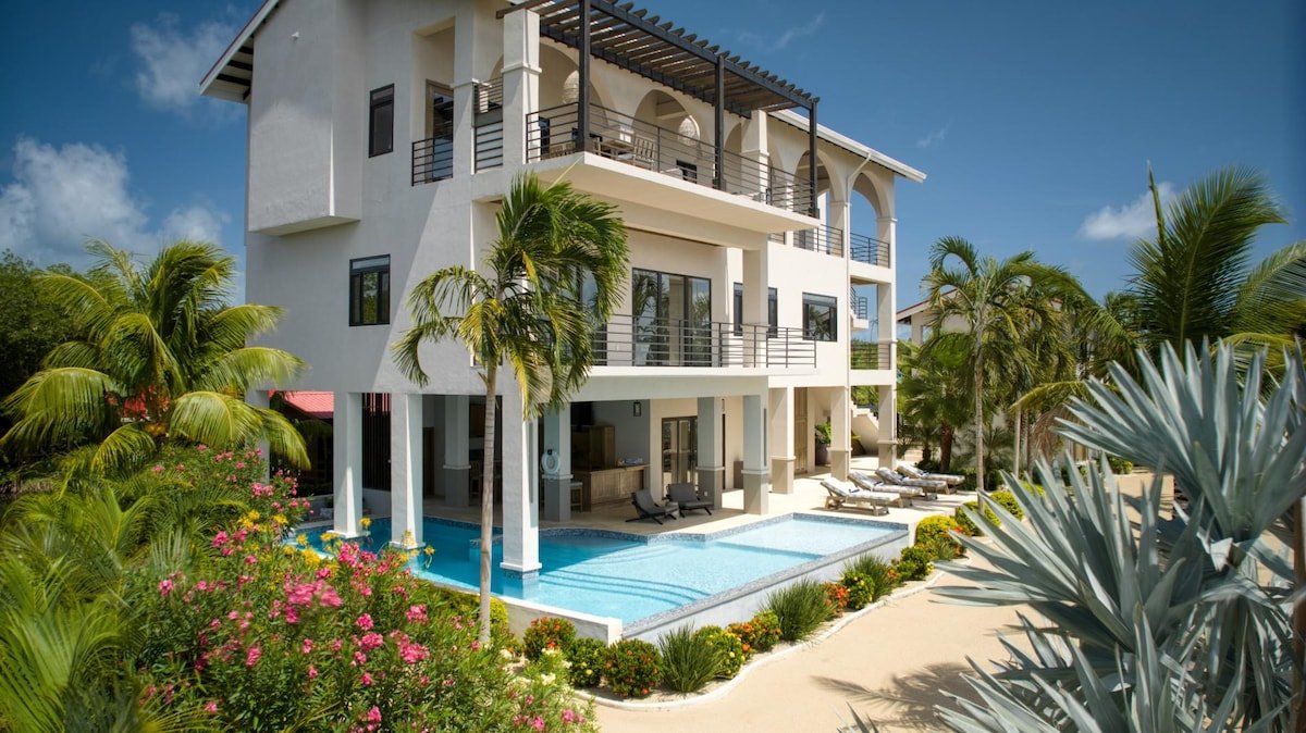 NEW 3 Story 4-Bed Waterfront Villa w/ Sunset Views gallery image 2