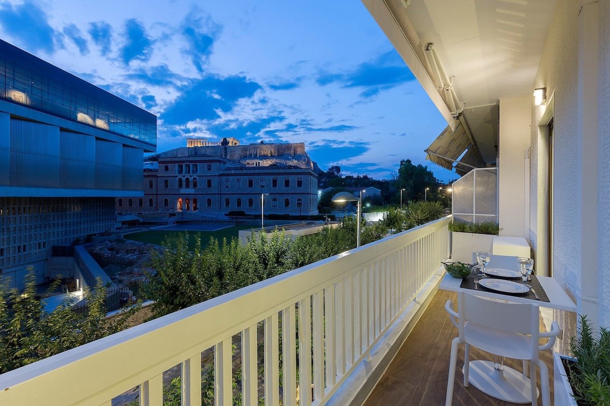 Acropolis Amazing Apartment with Parthenon view gallery image 3