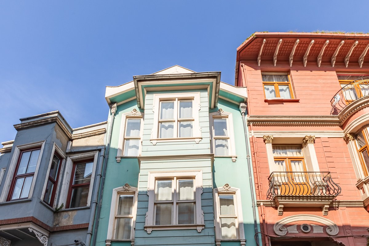 The Turquoise Mansion: 6BR, 4BA, Spectacular Views