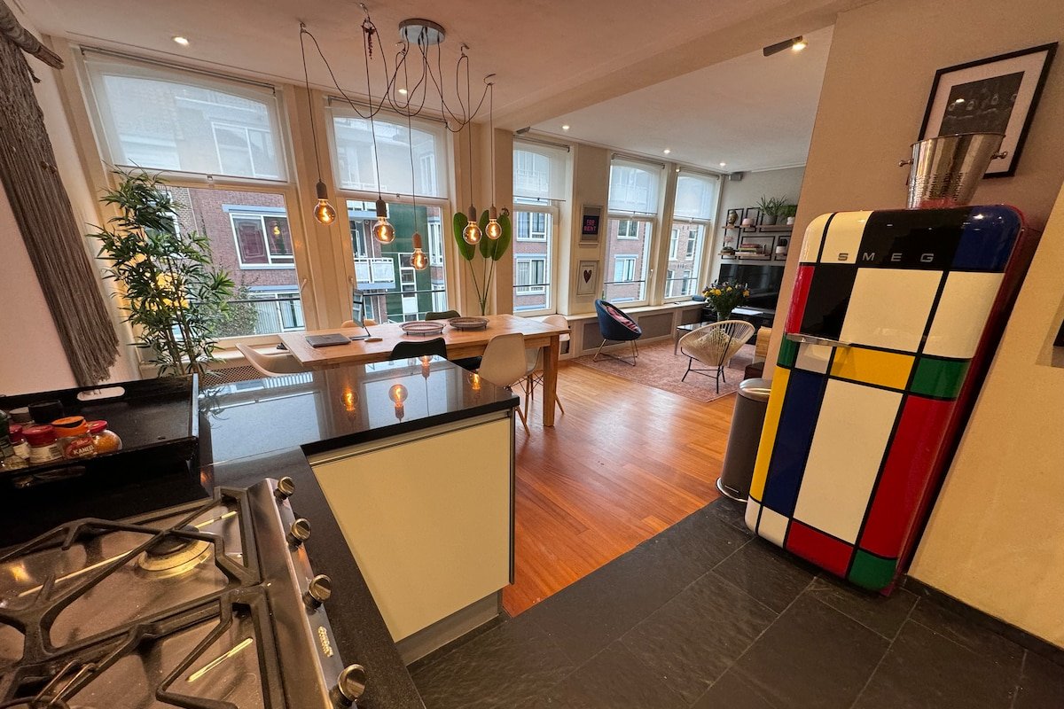 Modern Apartment 2 Bedroom 2 baths in De Pijp gallery image 2