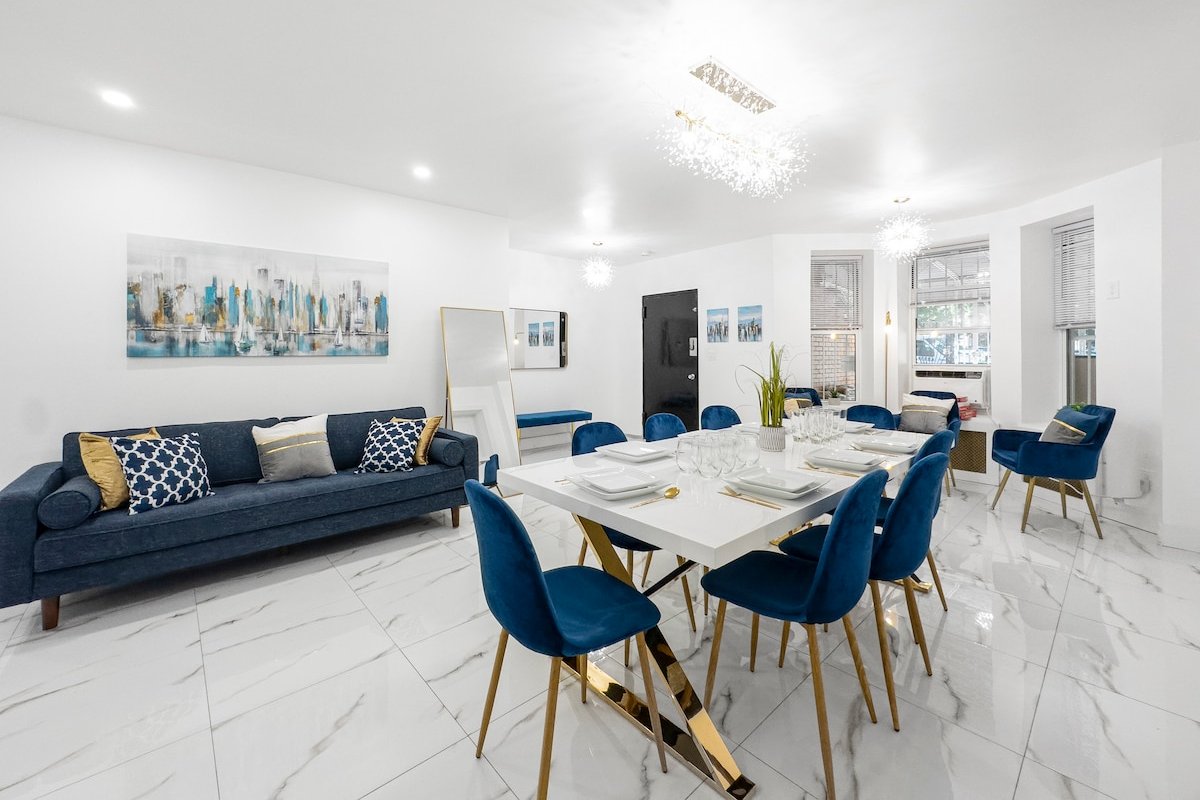 5 Bedroom, No Steps, Huge Outdoor Space, by train! gallery image 2