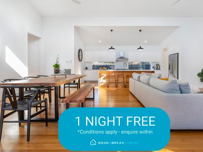 The Pelican – Stylish Poolside Oasis