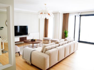 New! Modern 3bedroom Apartment in Central Cihangir