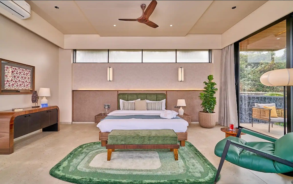 Eldora – 5BHK Fun Villa with Lakefront & Games gallery image 4