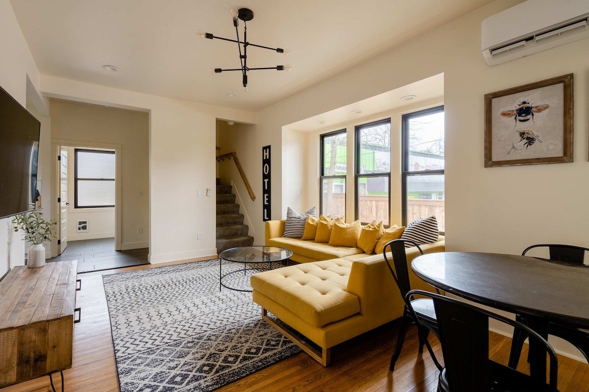 4BR Farmhouse | Remodeled • Ideal for Groups gallery image 3