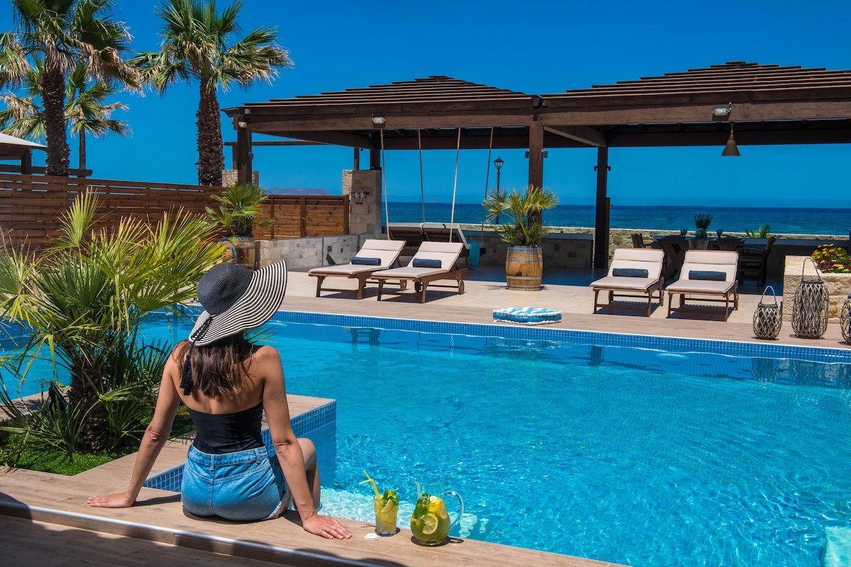 Mare Beach Villa gallery image 3