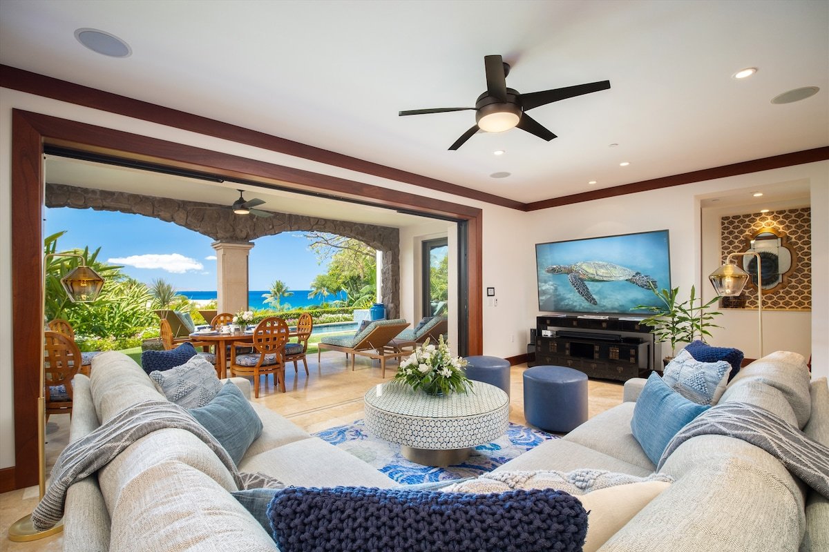 Elegance+Relaxation at Solara Luxe Pool Villa D101 gallery image 2