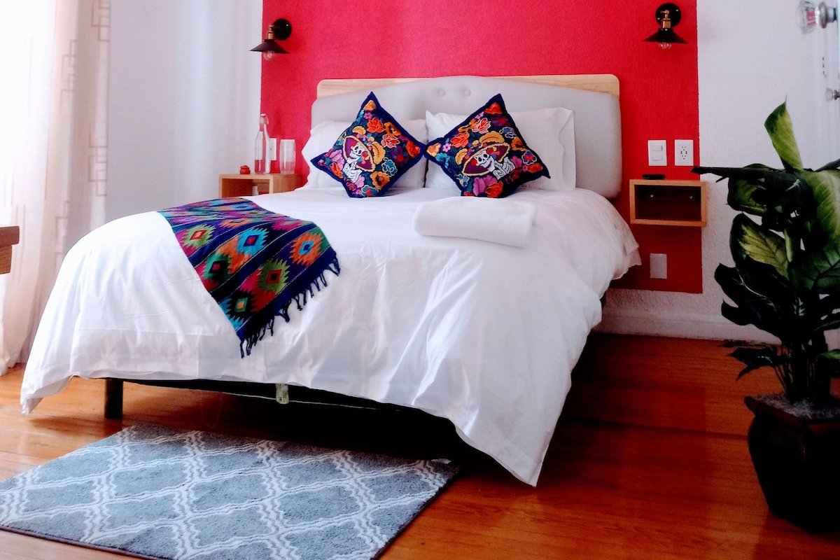 BIG house 4 groups @Condesa 7Br/4.5Bat Casa Elsa gallery image 5