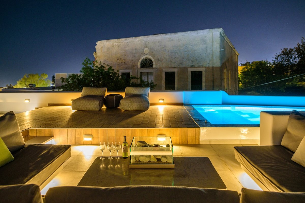 Secret Spot Luxury Villa | Private Pool & Jacuzzi gallery image 2