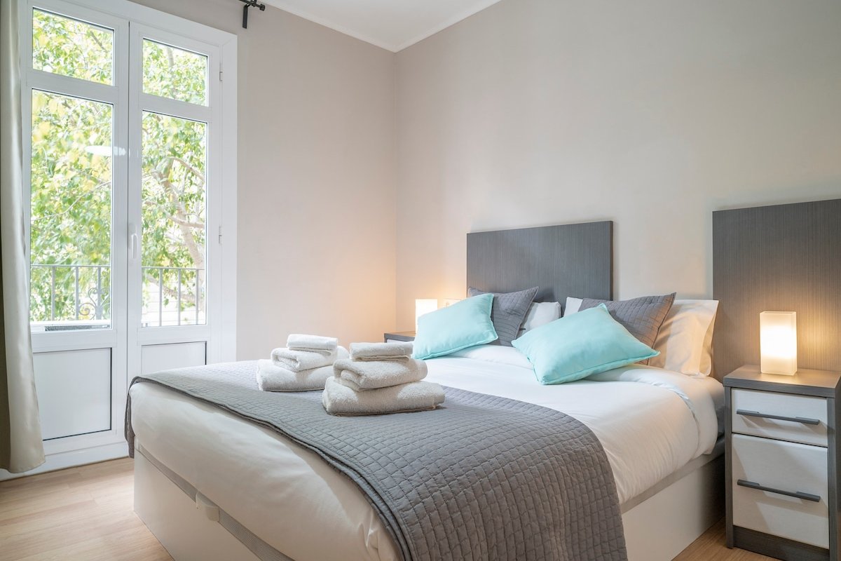 LOST GARDEN XL – Special family, Ciutadella Park gallery image 5