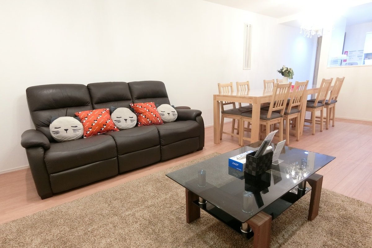 新築141㎡ 3階戸建１棟貸+屋上プライベートルーフテラス+駐車場付 広々5寝室一軒家（最大14名） gallery image 3