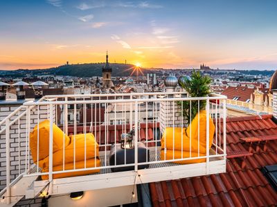 4BR + 3,5Ba 270m² Sunset Crown Penthouse | Terrace