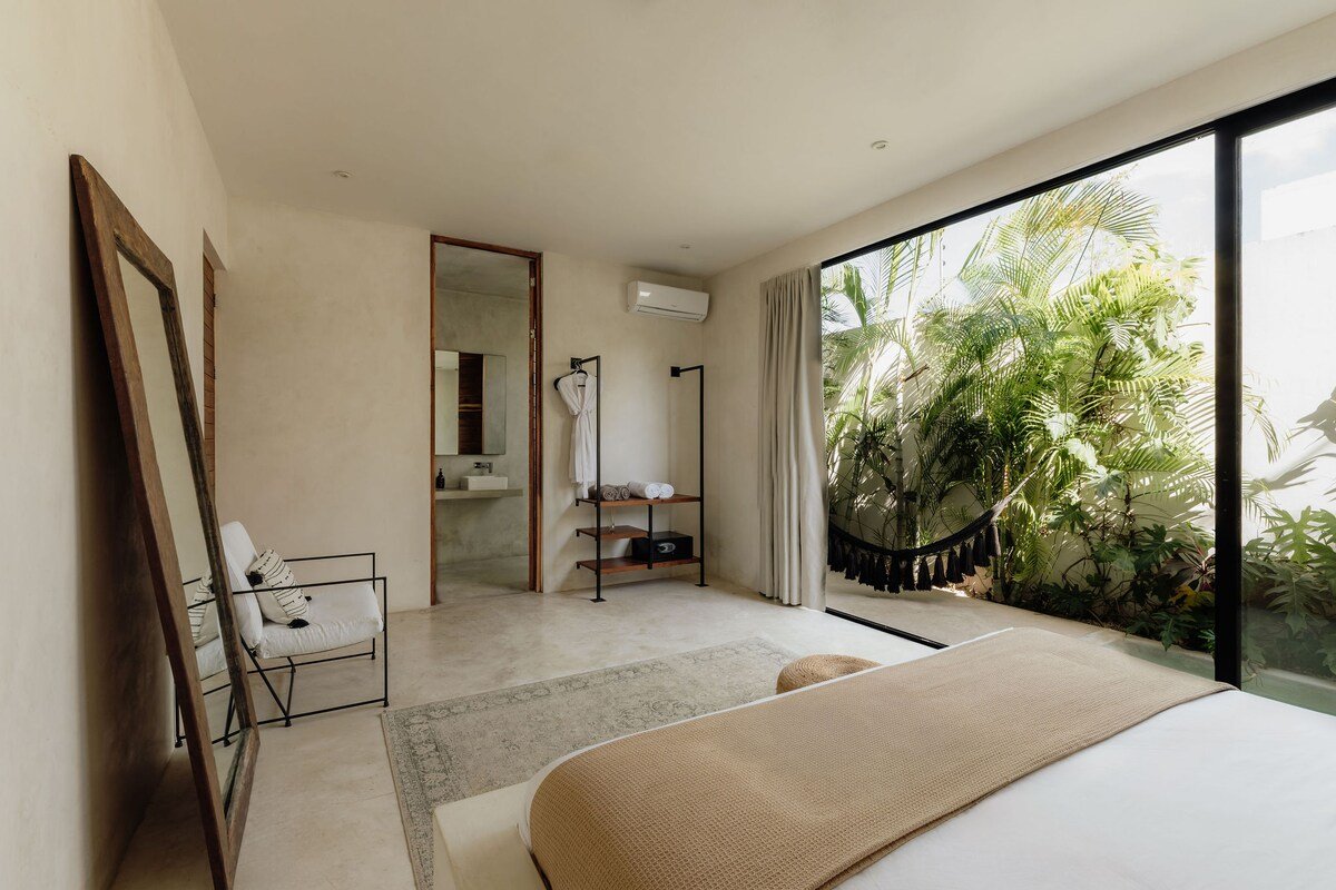 Beautiful Hacienda | Best location w/ Chef & Gym gallery image 5