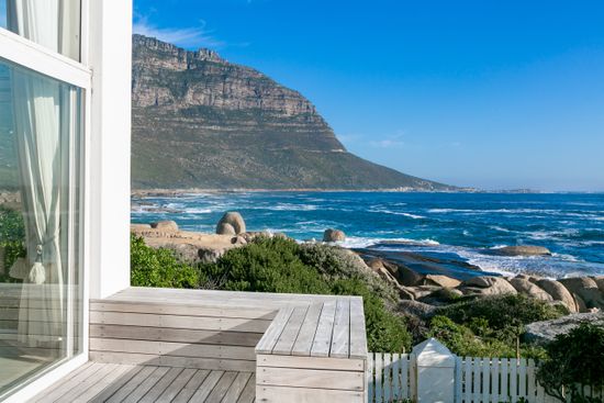 Cape Town Luxury Escapes Llandudno Rocks 11